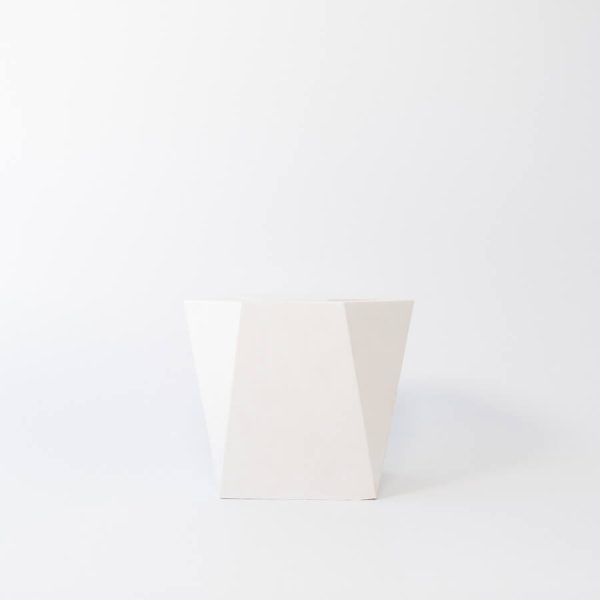 Buddy pet urn. Image of faceted garden urn in white.