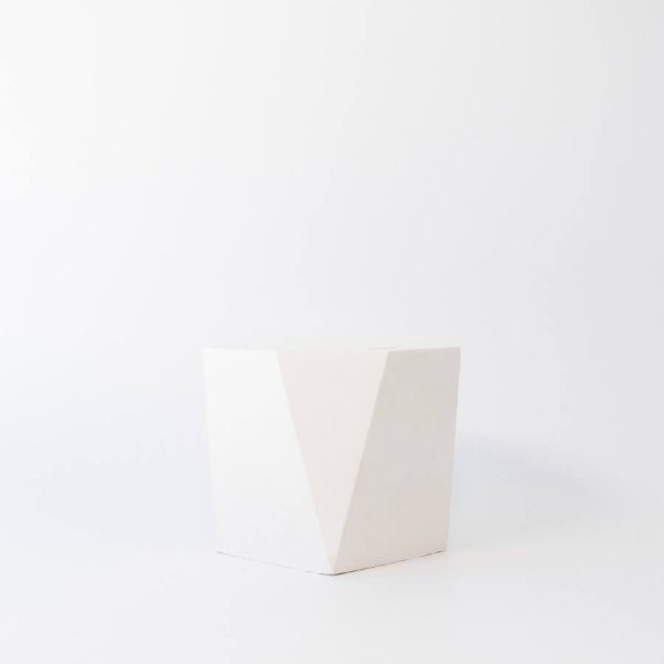 Buddy pet urn. Image of faceted garden urn in white.